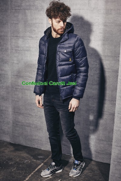  ABBIGLIAMENTO A JESI-CONFEZIONI CAROTTI JESI-Vendita al dettaglio in Provincia di Ancona, nelle Marche-Vestiti ed accessori  uomo e  donna,  sposo e  sposa, abbigliamento elegante da cerimonia  e giovane, moda curvy, taglie comode e slim. 