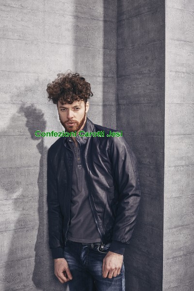 CONFEZIONI CAROTTI JESI-Moda Giovane Uomo Donna Abbigliamento a Jesi, Ancona Marche-Sposo e Sposa-accessori-vestiti eleganti da cerimonia, moda curvy, taglie comode e slim. 