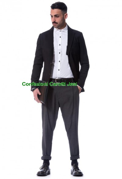 CONFEZIONI CAROTTI JESI – Negozi vendita abbigliamento uomo/donna, classico e contemporaneo, elegante ed informale- abiti da sposa, sposo e cerimonia-taglie forti calibrate e conformate-moda curvy e slim –accessori- vendita online abbigliamento.  