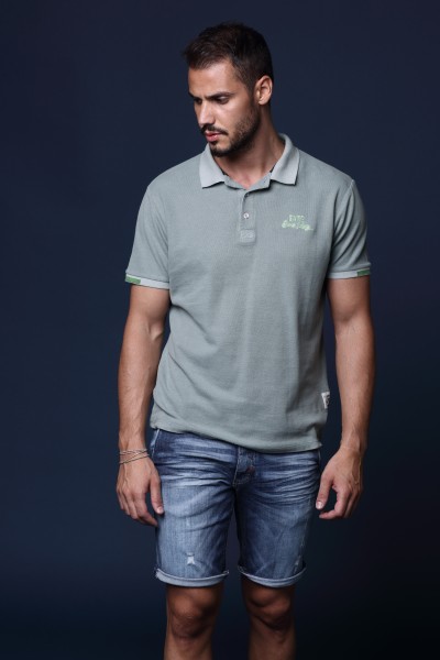 POLO PIQUET man urban fashion style